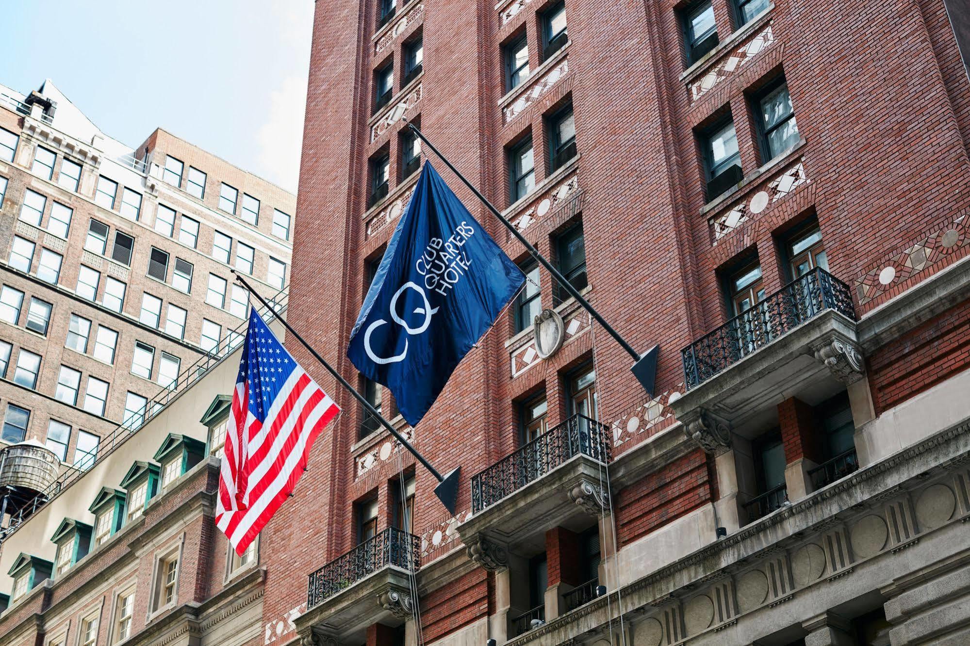 Club Quarters Hotel Times Square, Ню Йорк Екстериор снимка