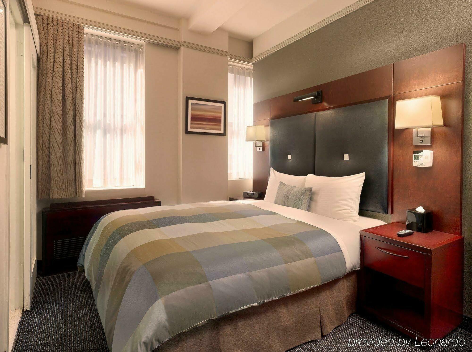 Club Quarters Hotel Times Square, Ню Йорк Екстериор снимка